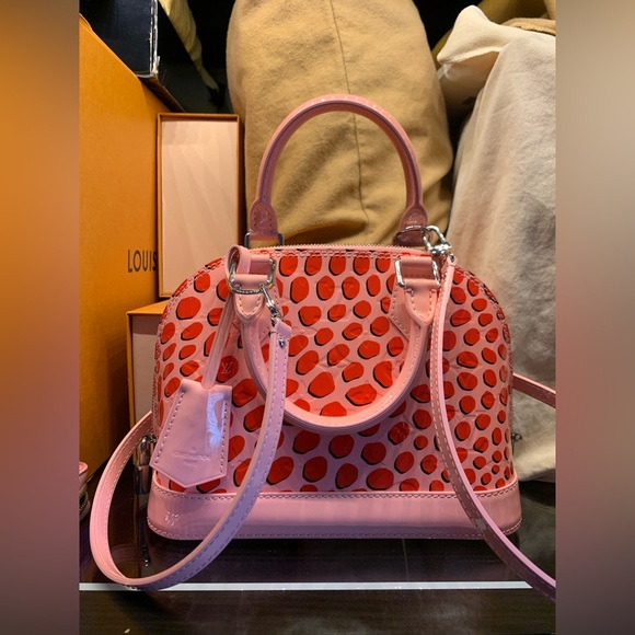 Louis Vuitton Handbags - 💖Sale🍦Louis Vuitton alma bb limited edition jungle dots